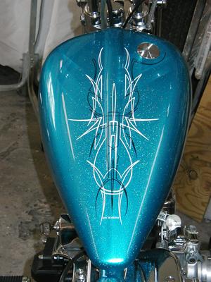 OLD SCHOOL PINSTRIPING on a Bobber