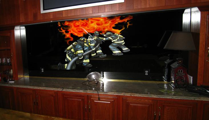 AIRBRUSH ART on the mirror behind the bar in the Firemen's lounge.